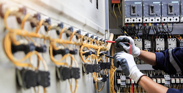 Professional Electrician technician working in Indian Shores, FL